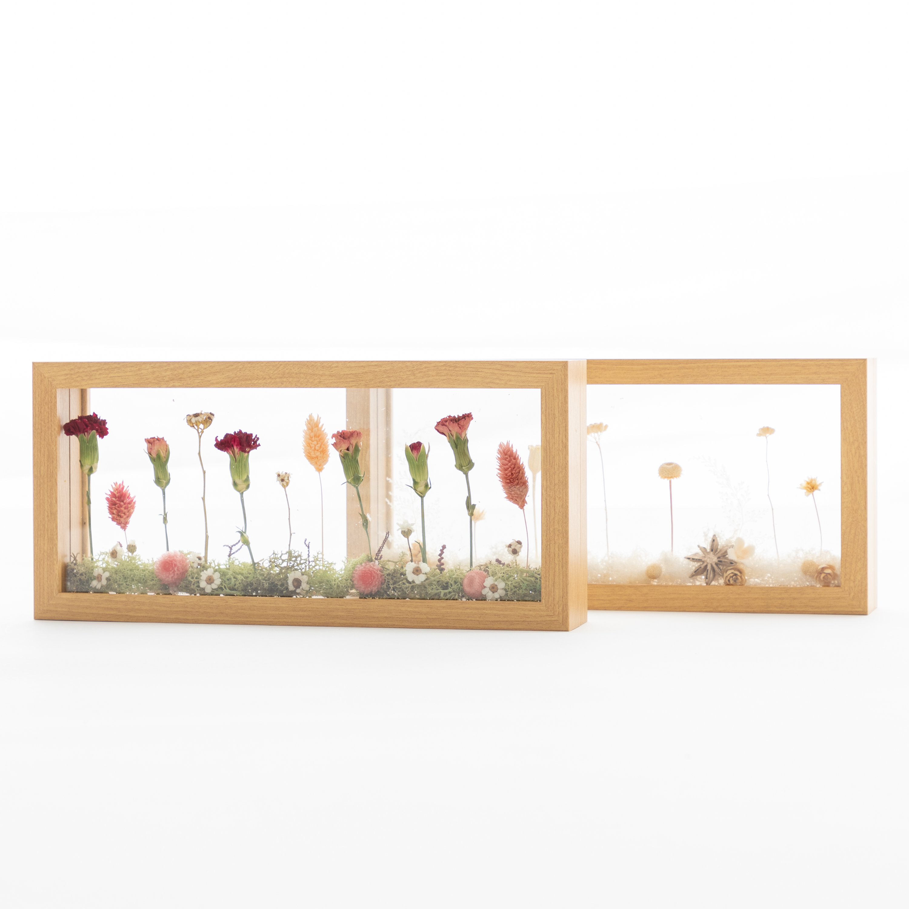 ガラスフレームの白い景色アレンジメント L