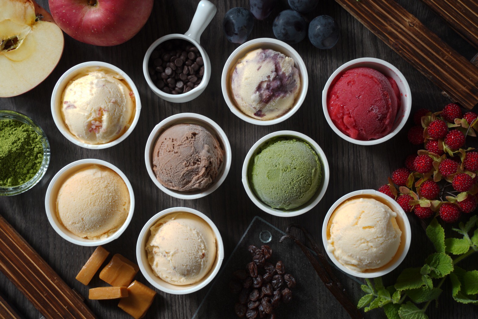 素材の味にこだわったプレミアムジェラート　8個入