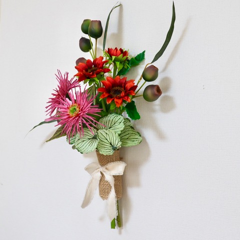 《ずっと咲いてる》ハワイ風モダンブーケの壁飾り/アーティフィシャルフラワー