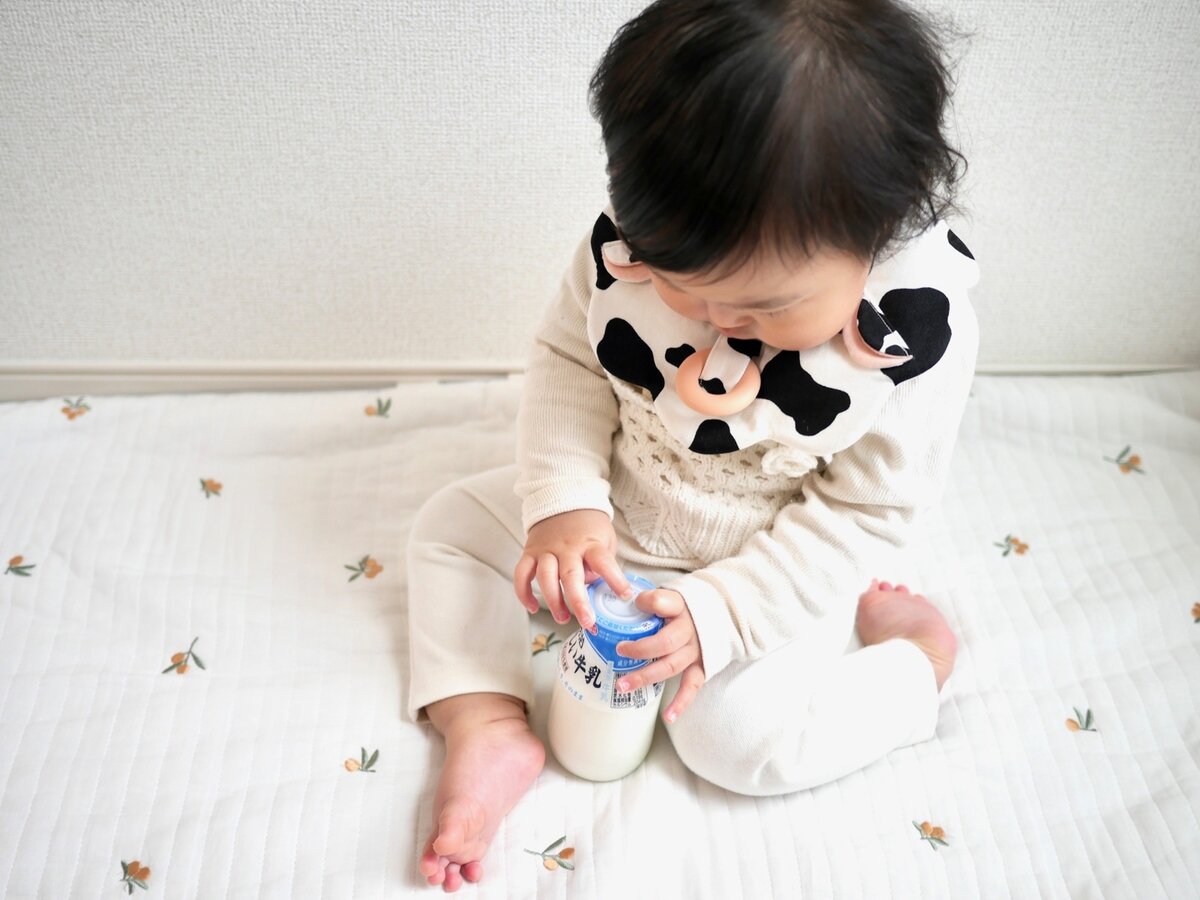 袴風スタイ 【黒】 ＆ 歯固め付きスタイセット