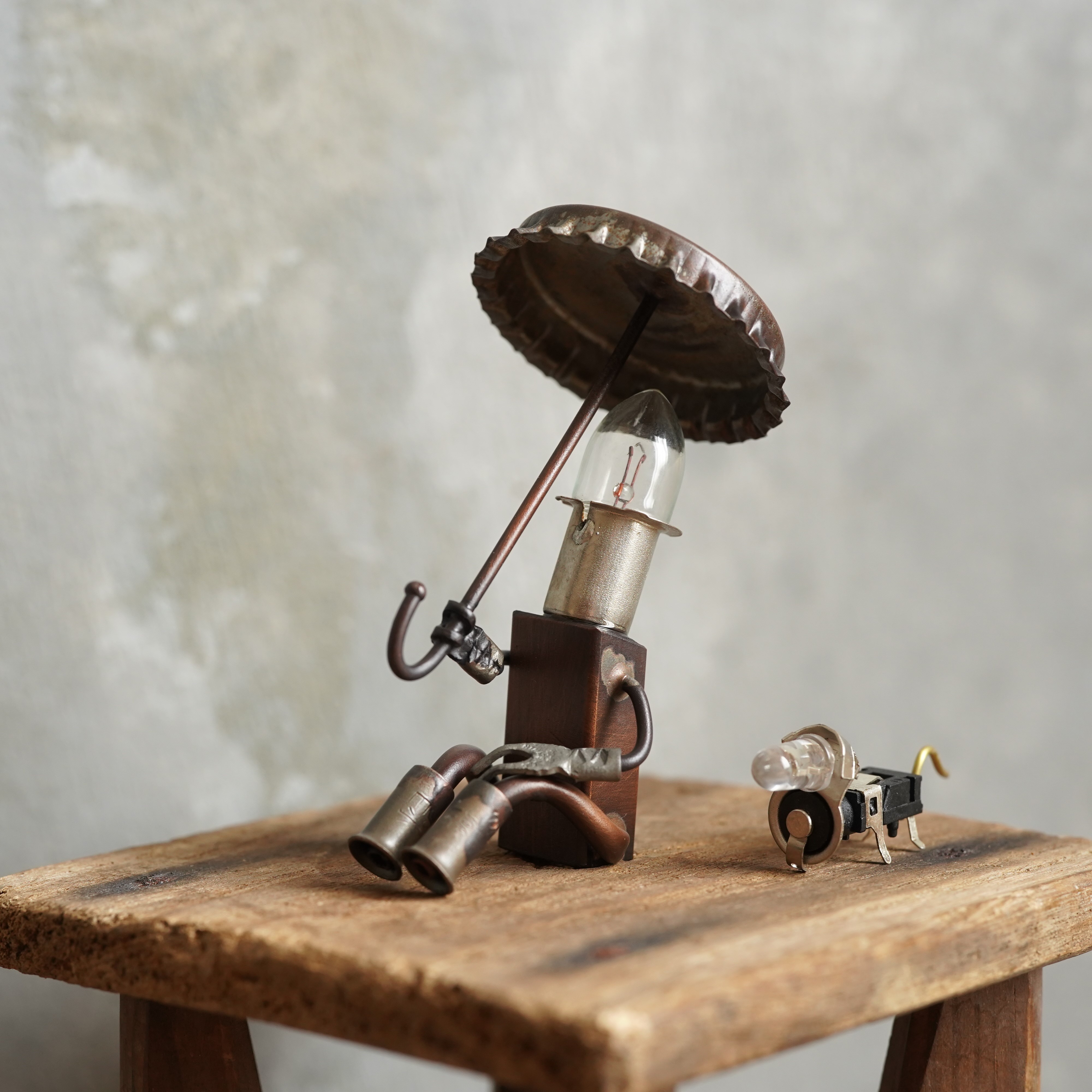 「雨の日に」ランプワン付き