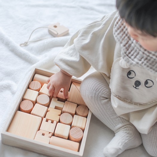 おなまえ積み木・歯がためset（桐箱・メンテナンスキット付）