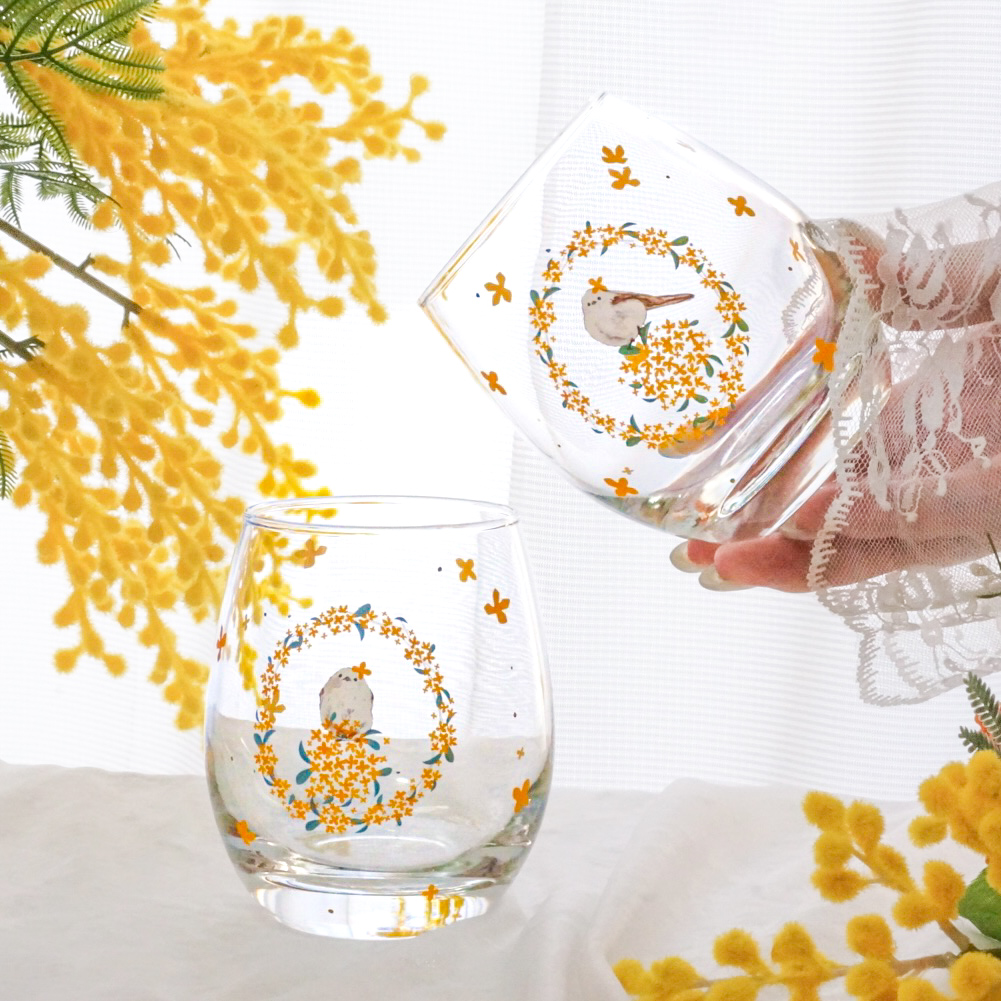 金木犀とシマエナガさんの花びら舞うペアグラス