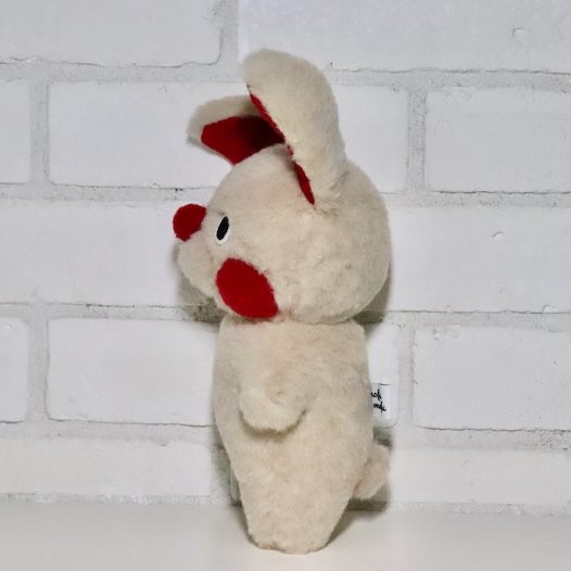 寝そべりうさぎ