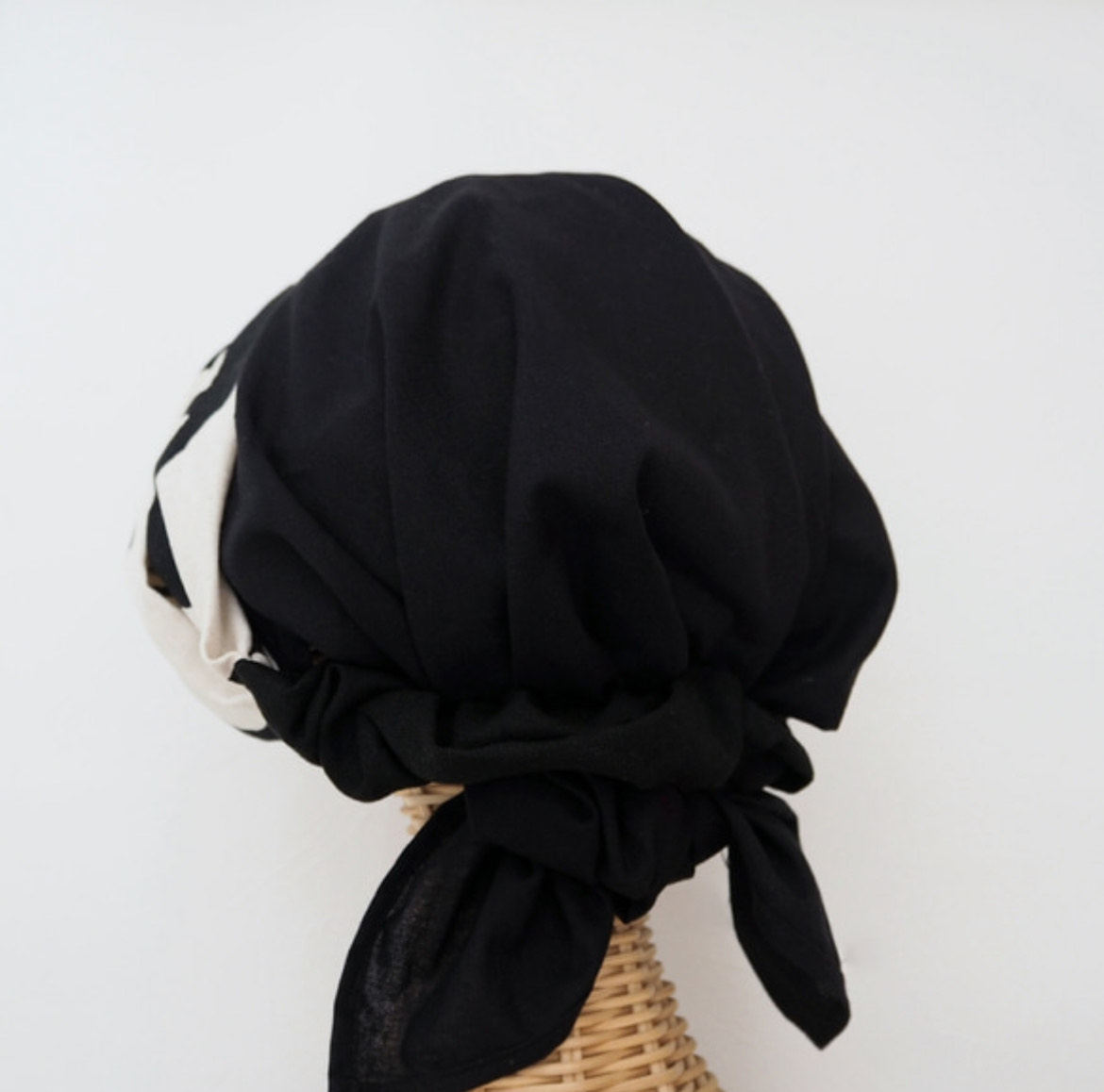 切り替え ヘアターバン (結び) ☆ 大きなドット モノトーン & オプションフード