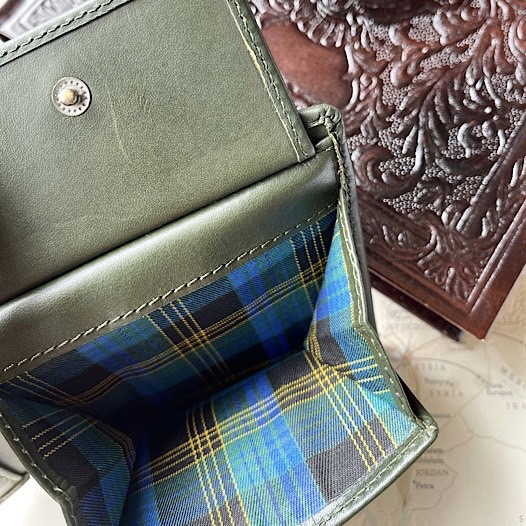 二つ折り財布VI アイリッシュグリーン