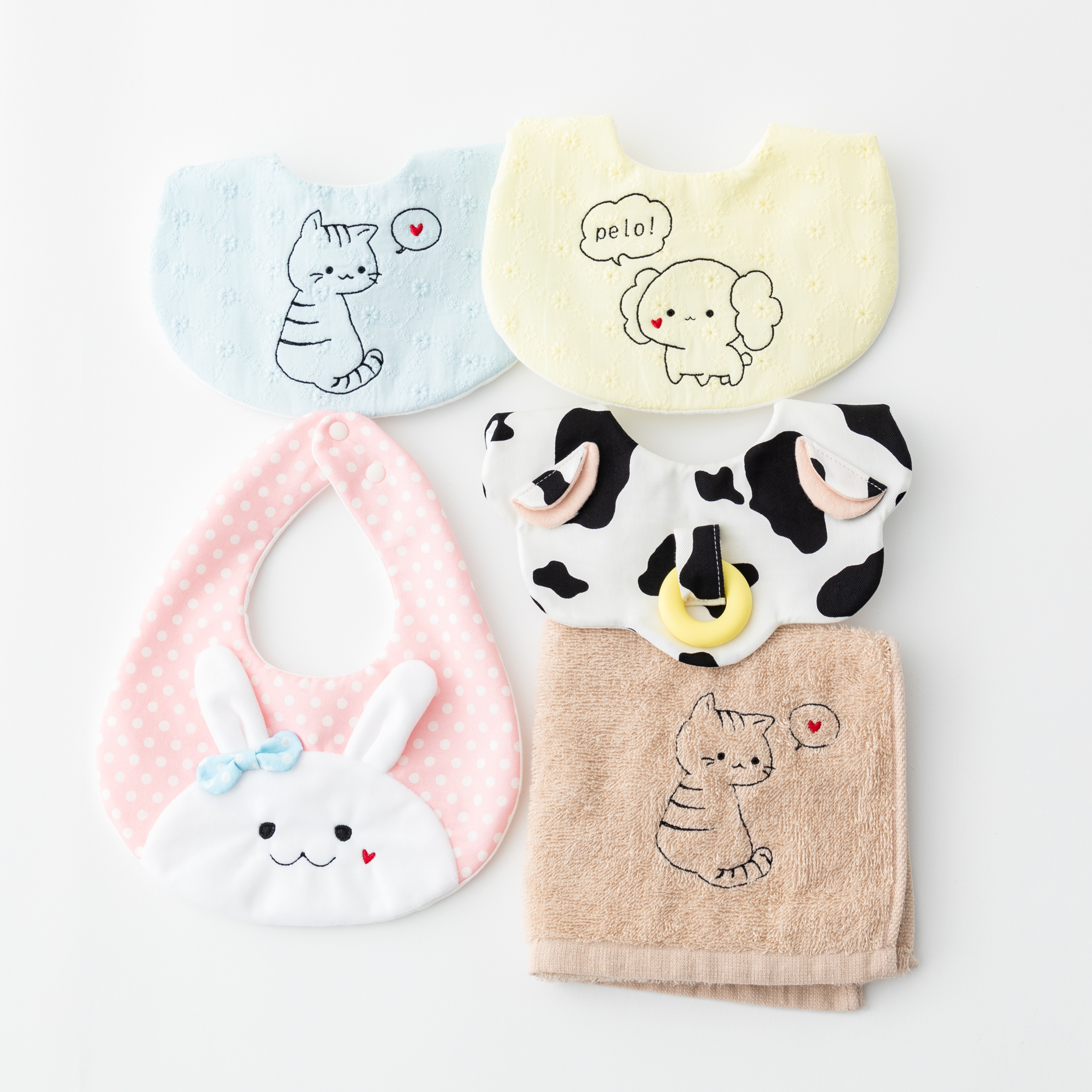 もふもふうさぎスタイ・万能クロス・歯固め付きスタイ・どうぶつ刺繍スタイ２枚　５点セット