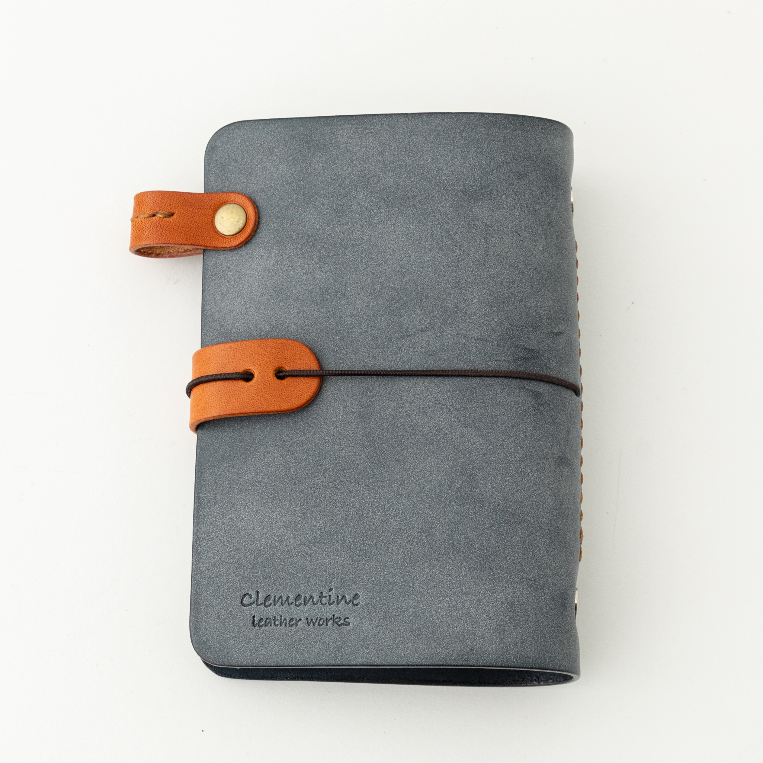 私的時間のためのシステム手帳(M6サイズ)　ミッドナイトブルー　本革ディバイダー２枚付