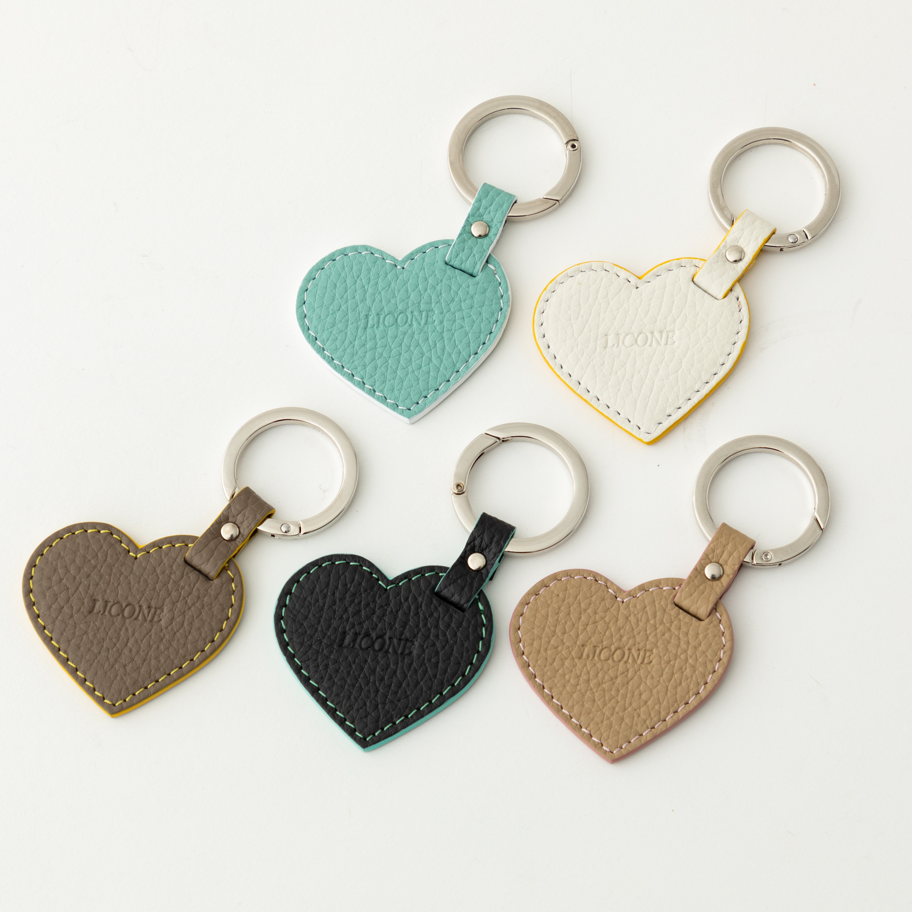 色が選べる　ハートキーリング