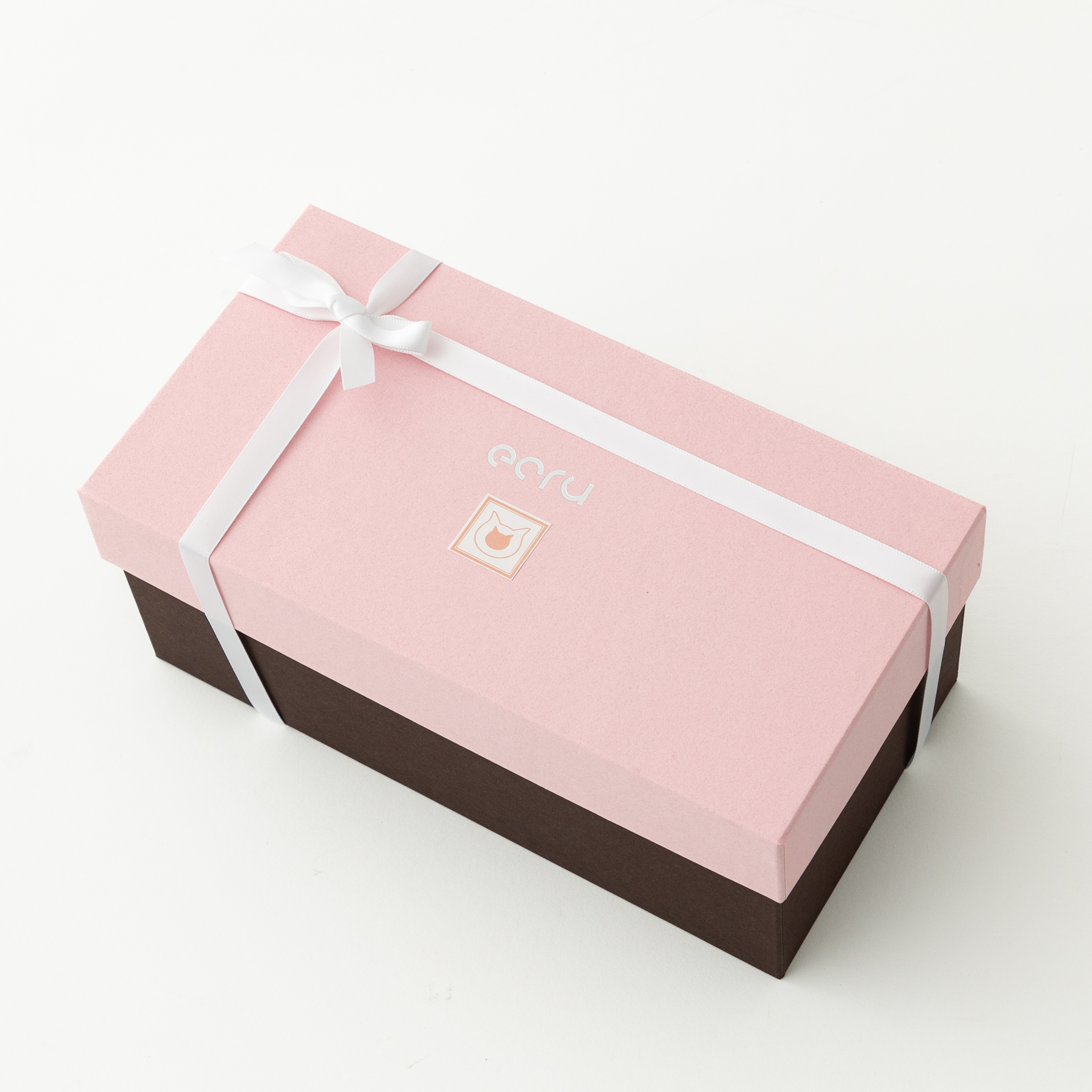 ねこマグカップ2個入　化粧箱付き