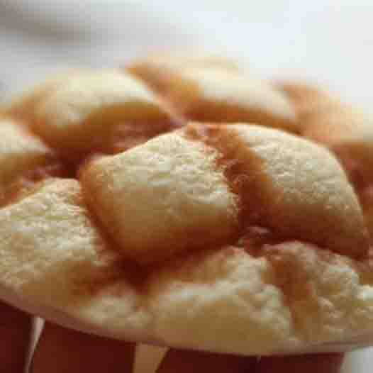 【ショルダーストラップ付ポーチ】メロンパン