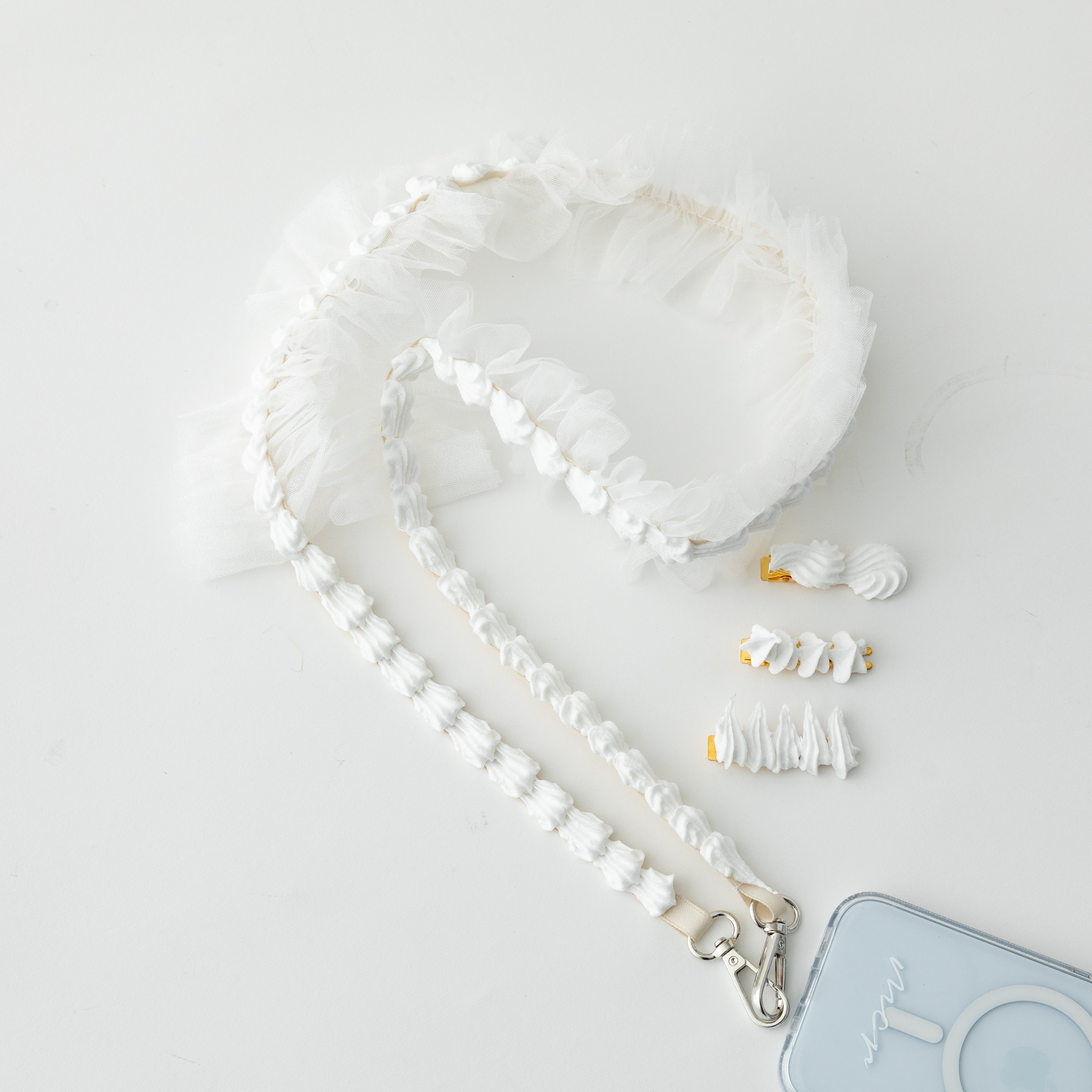 【ショルダーベルト】クリーム＆オーガンジーと【ヘアピン】クリーム3種類の合計4点セット