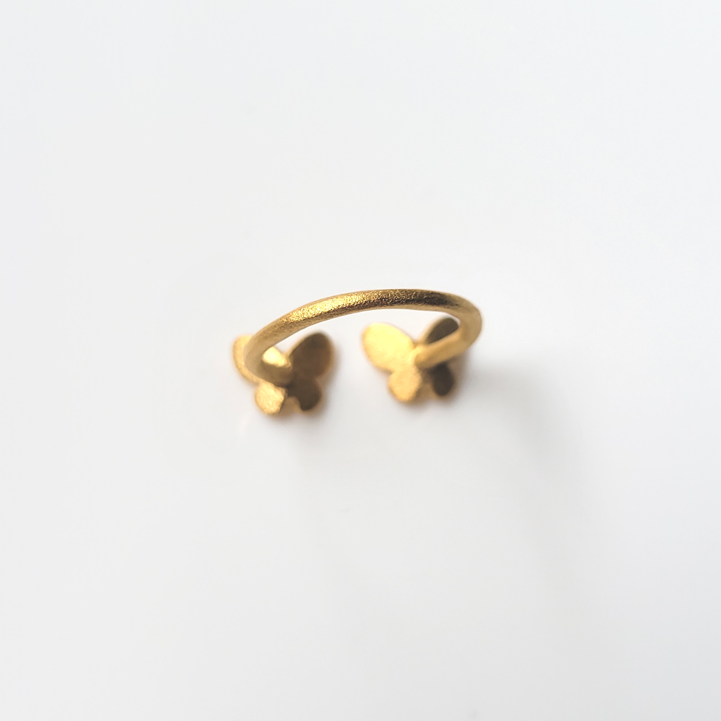 ２匹の蝶のピンキーリング　ファランジリングにも　ちょうちょ・バタフライ