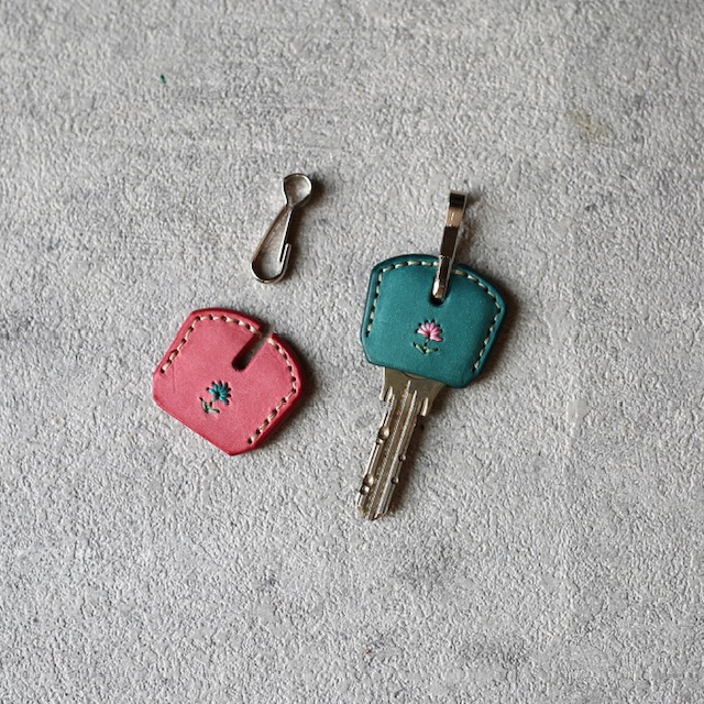 手縫い刺繍 ペアキーカバー
