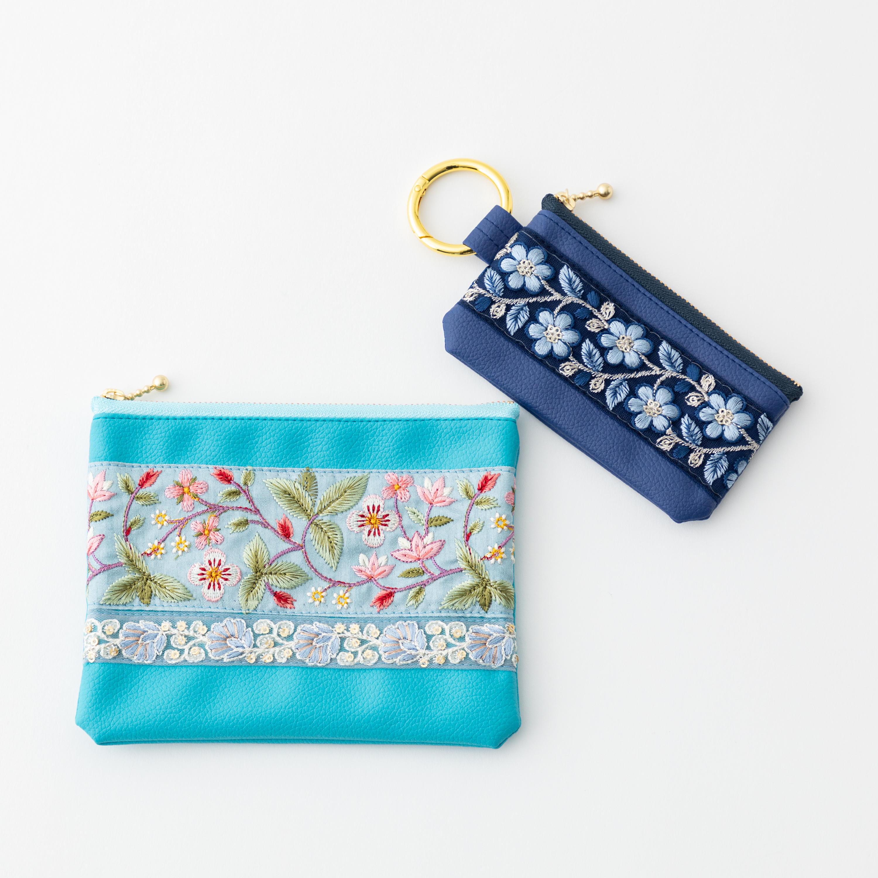インド刺繍×エコレザー ポーチ2点セット（流れるお花×ネイビー）