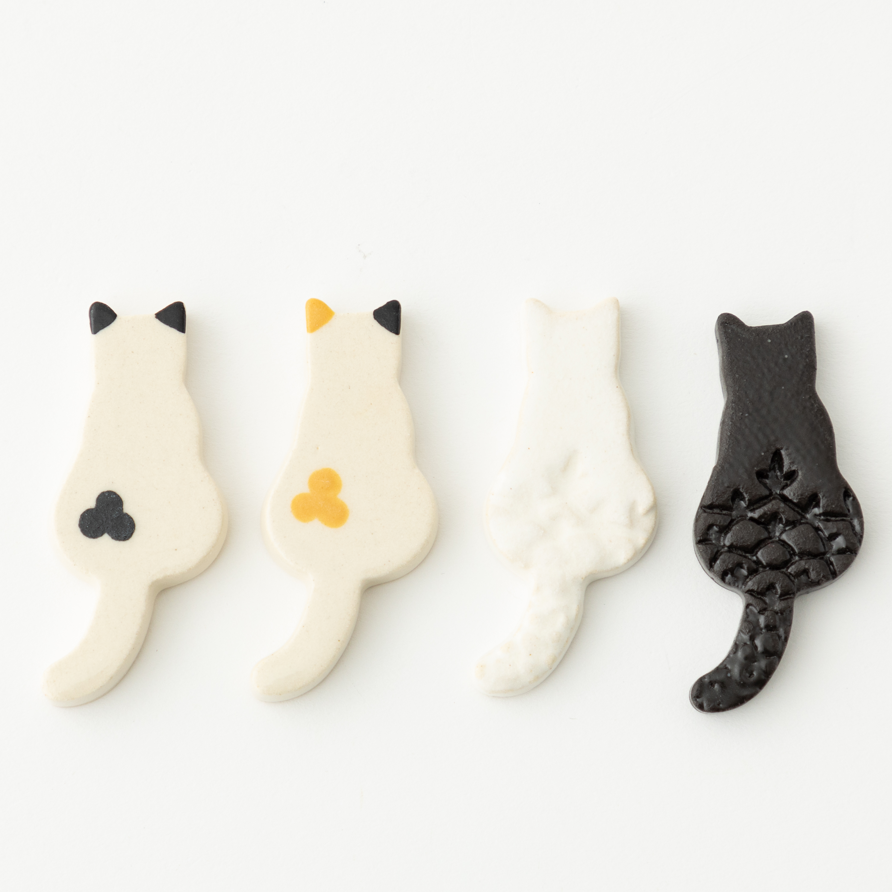 猫が寄り添う箸置き４つセット