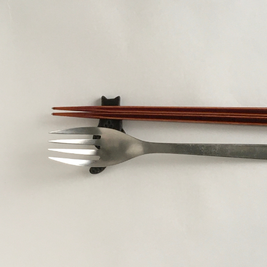 猫が寄り添う箸置き４つセット