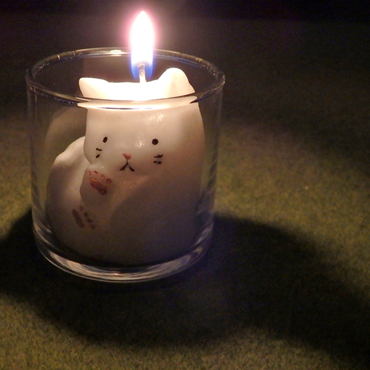 「猫は液体！」キャンドルセット（シロさん・クロさん・ミケさん）