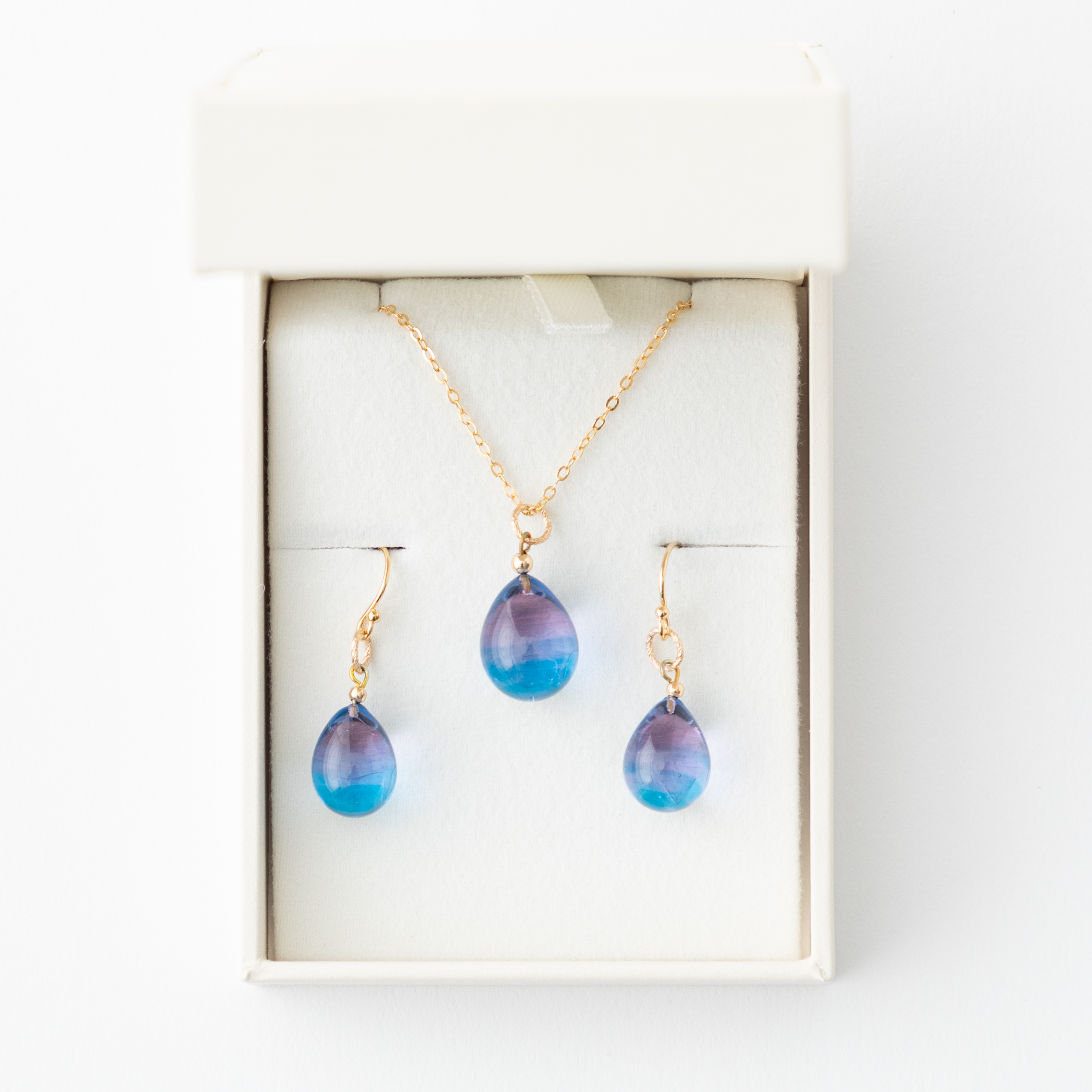 ピンクブルーネックレス＆ピアスセット（14kgf）