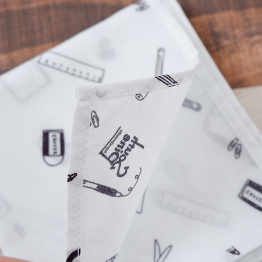 大判ハンカチ 文具がいっぱい【2枚セット】