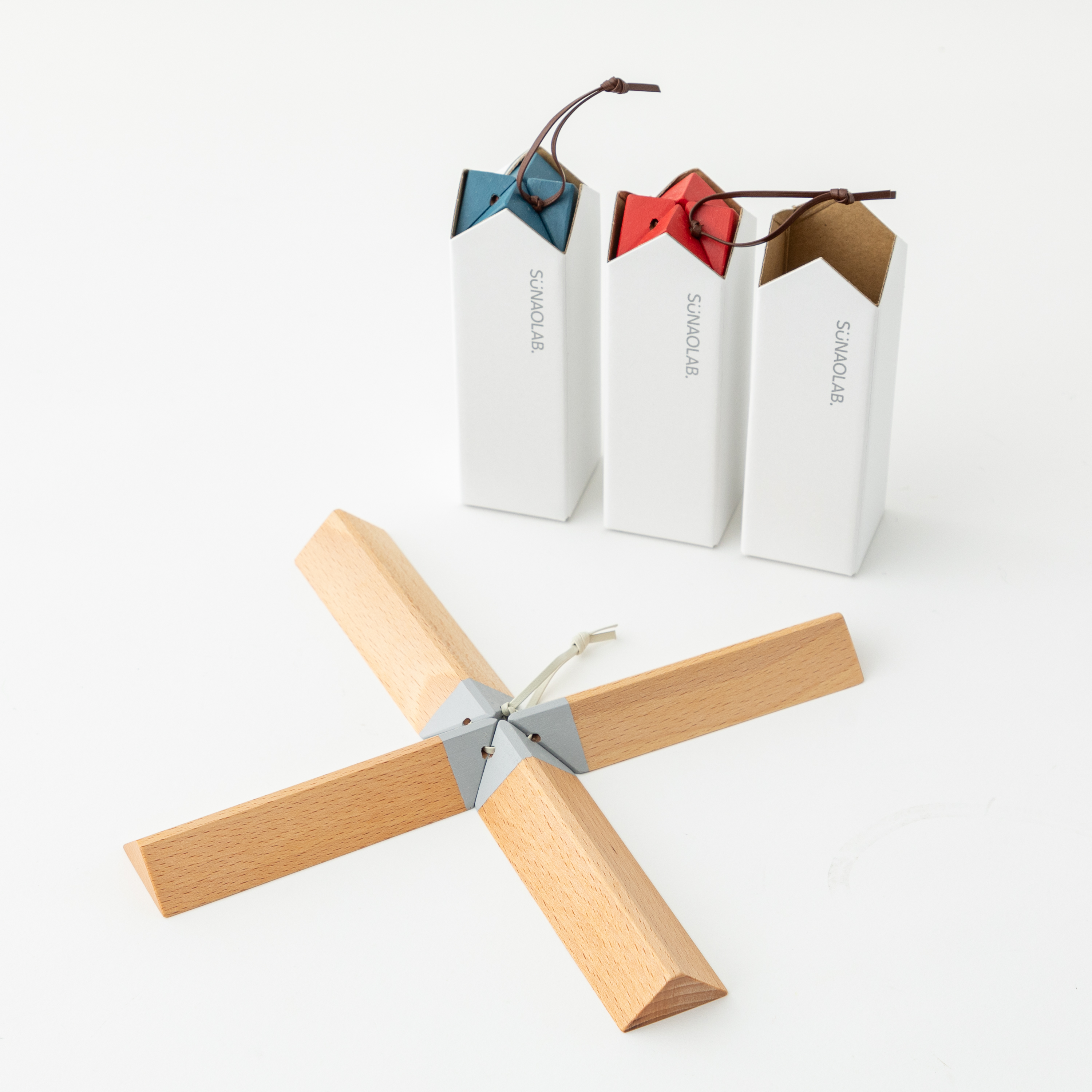 【木製・鍋敷き】色が選べるなべしきハウス