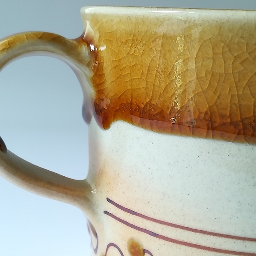 アメの実のカップ&ソーサー